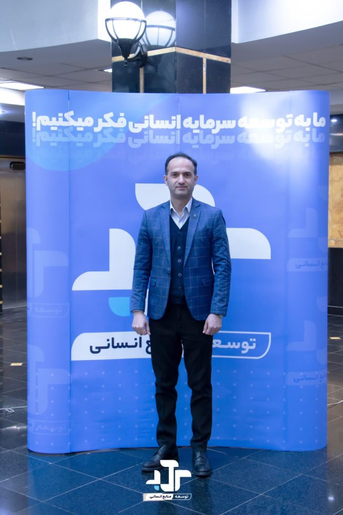 photo_5915573579540448706_y