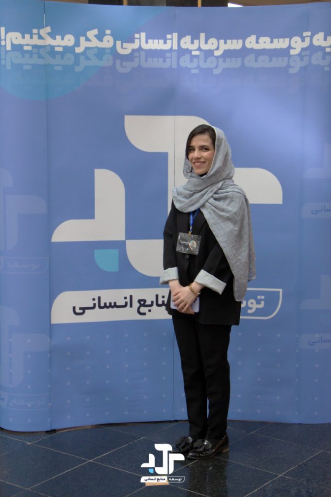 photo_5917915638091860322_y