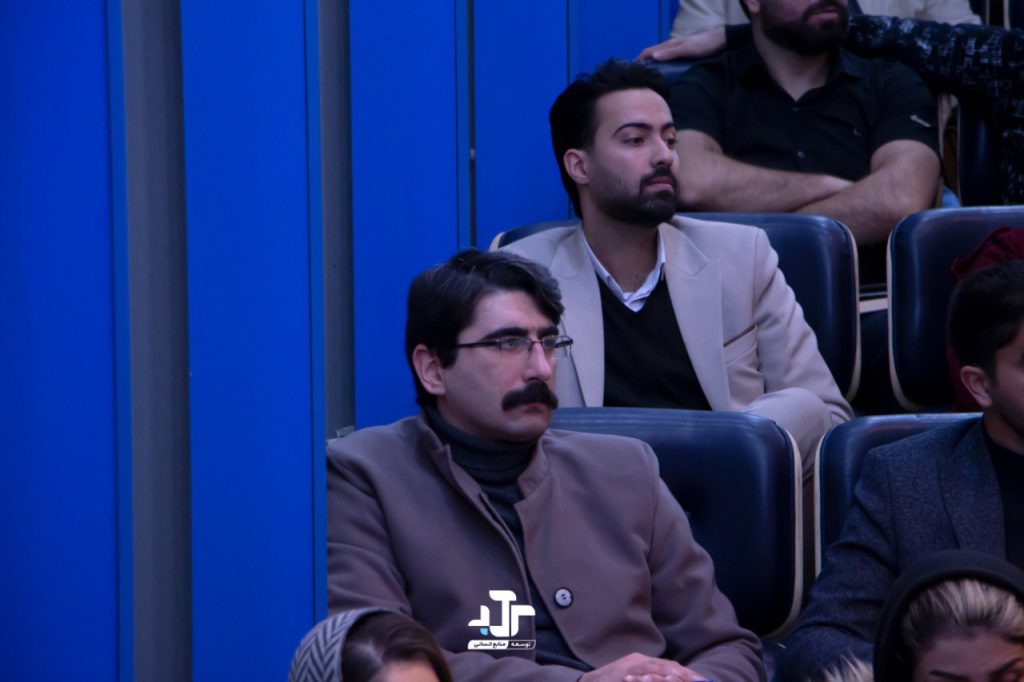 photo_5918269500447376122_y