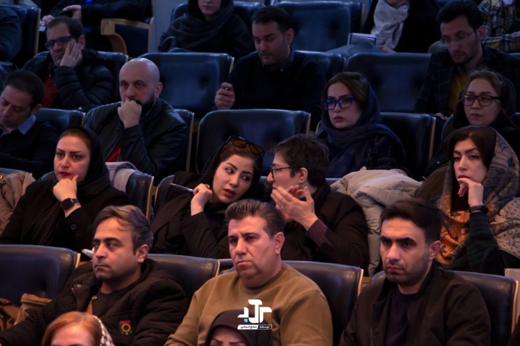 photo_5918269500447376130_y