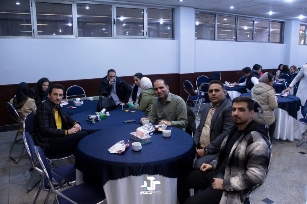 photo_5918269500447376147_y